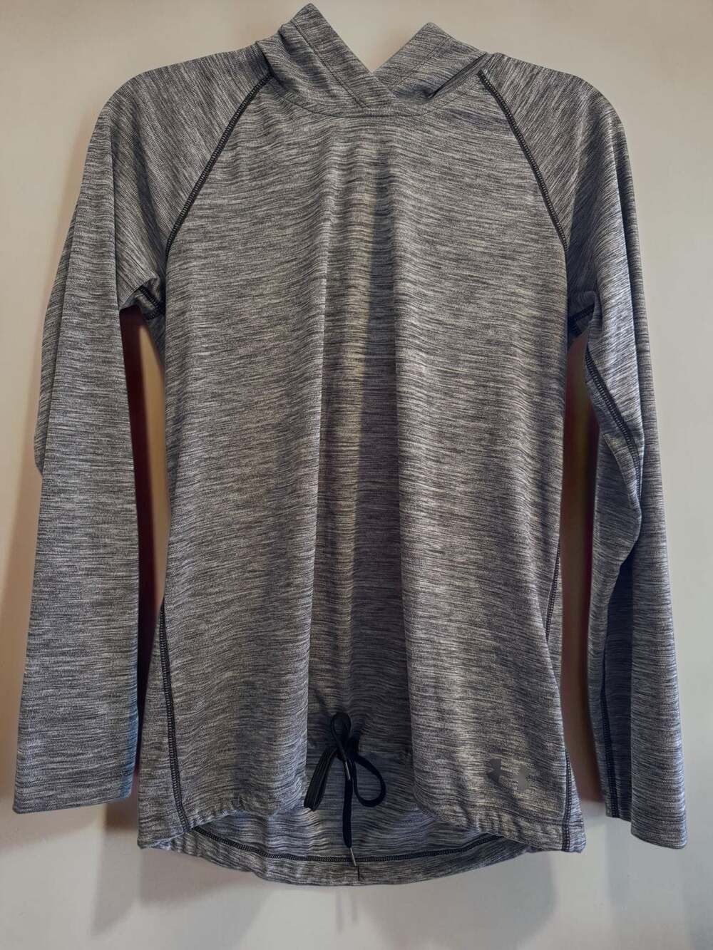 Under Armour HeatGear Women's Loose Fit Twist Hoodie